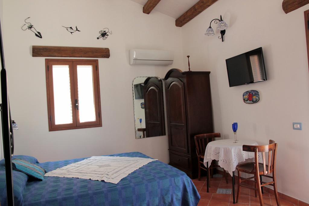 La Casa del Geko Bed & Breakfast Cefalu Ruang foto