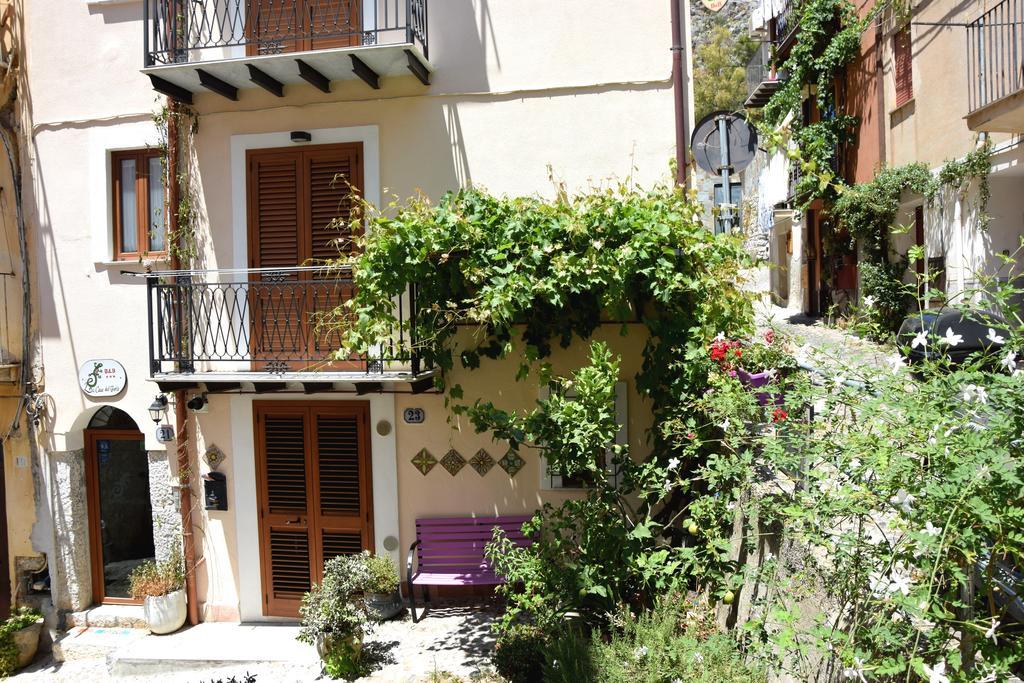 La Casa del Geko Bed & Breakfast Cefalu Bagian luar foto