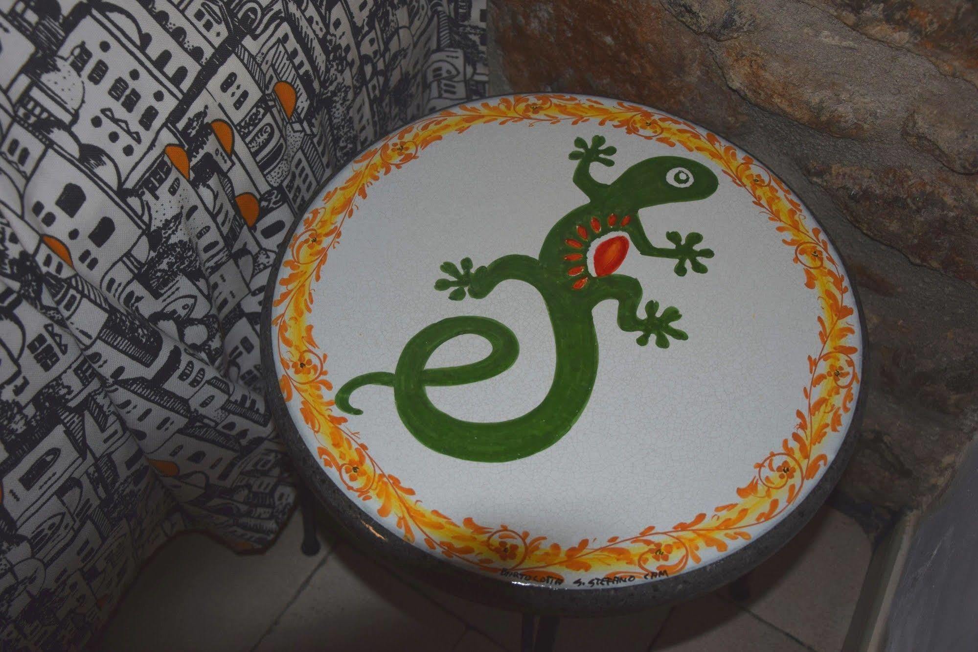 La Casa del Geko Bed & Breakfast Cefalu Bagian luar foto