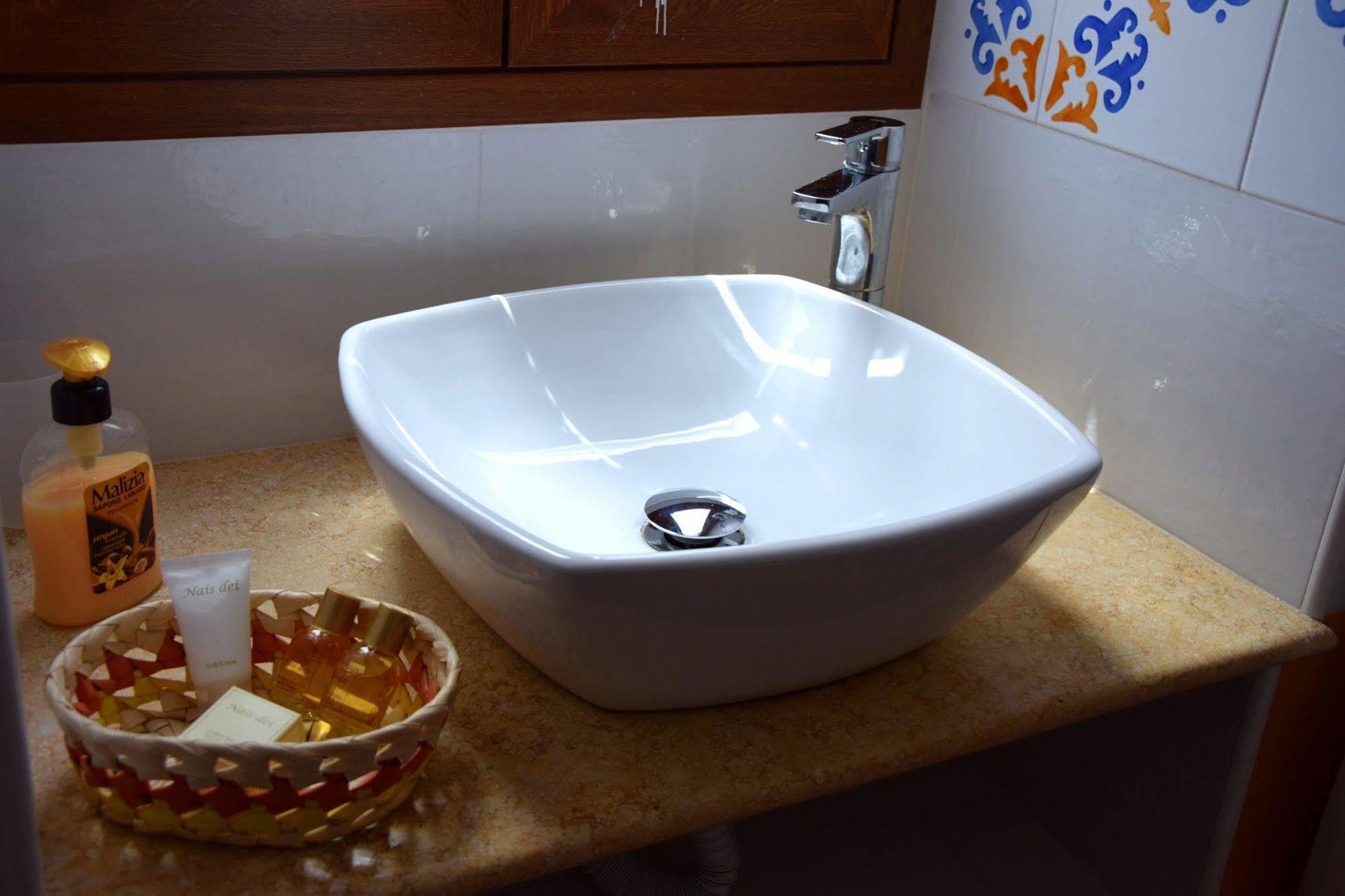 La Casa del Geko Bed & Breakfast Cefalu Bagian luar foto