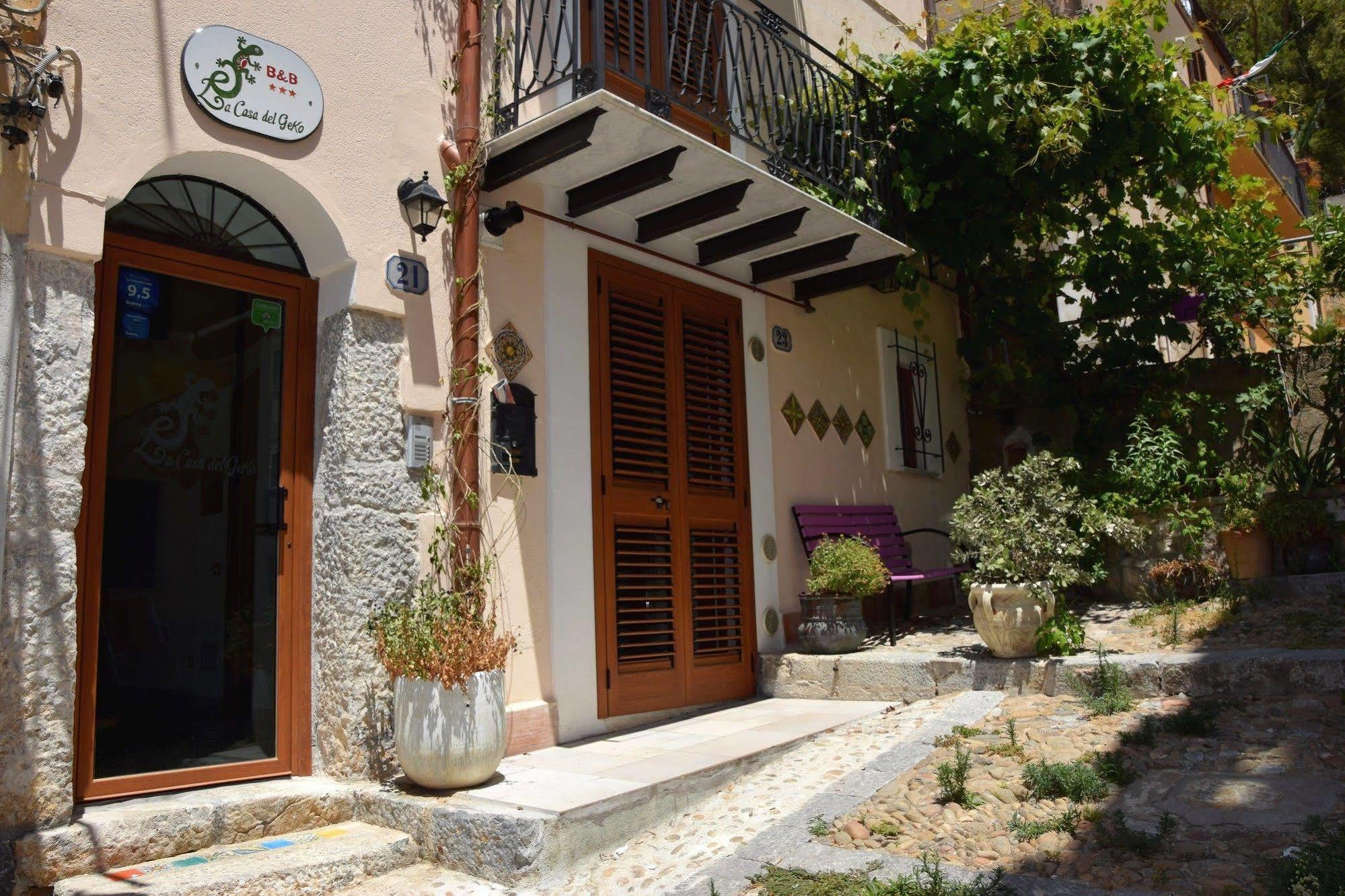 La Casa del Geko Bed & Breakfast Cefalu Bagian luar foto